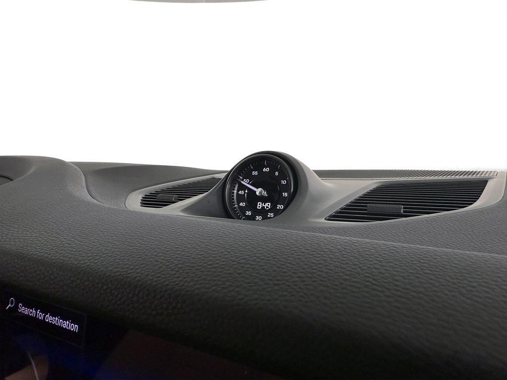 new 2025 Porsche Cayenne car, priced at $101,900