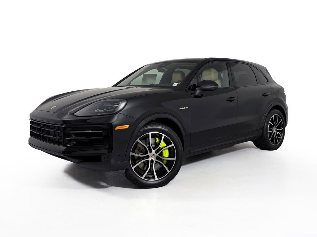 new 2025 Porsche Cayenne car, priced at $101,900