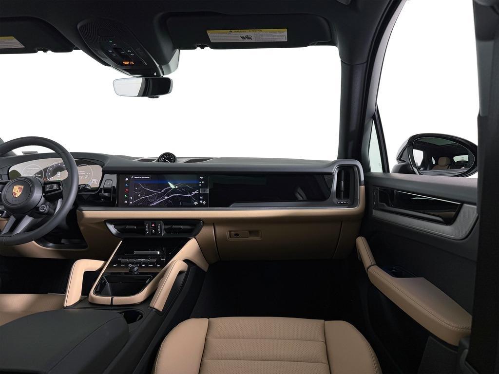 new 2025 Porsche Cayenne car, priced at $101,900