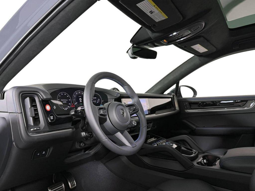 new 2025 Porsche Cayenne car, priced at $163,900