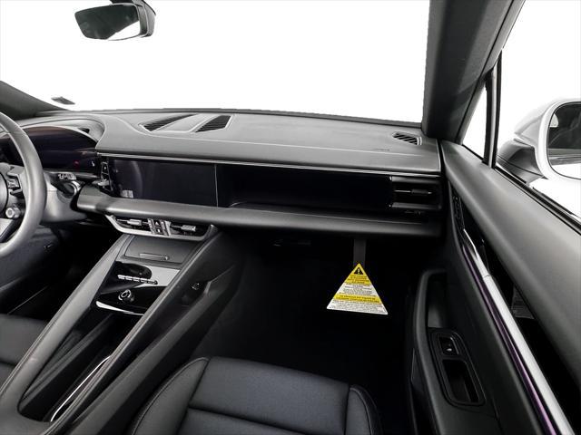 used 2025 Porsche Macan car