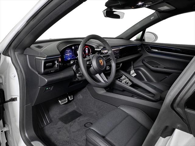 used 2025 Porsche Macan car
