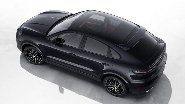 new 2025 Porsche Cayenne car, priced at $102,045