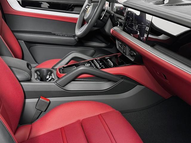 new 2025 Porsche Cayenne car, priced at $104,565