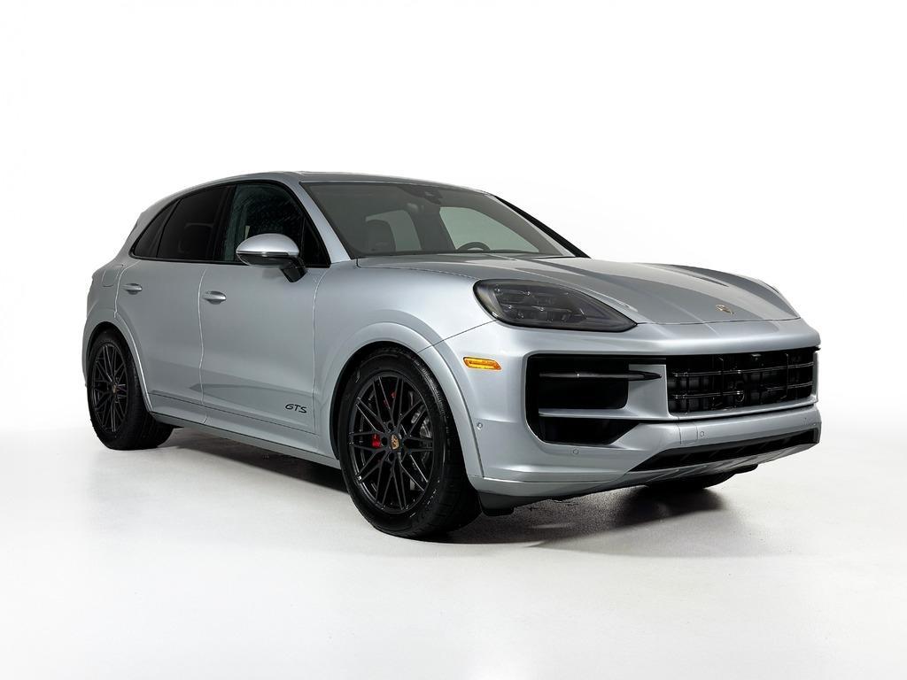 new 2025 Porsche Cayenne car, priced at $140,495