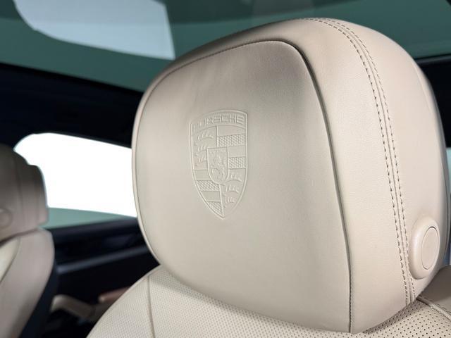 new 2025 Porsche Cayenne car, priced at $98,900