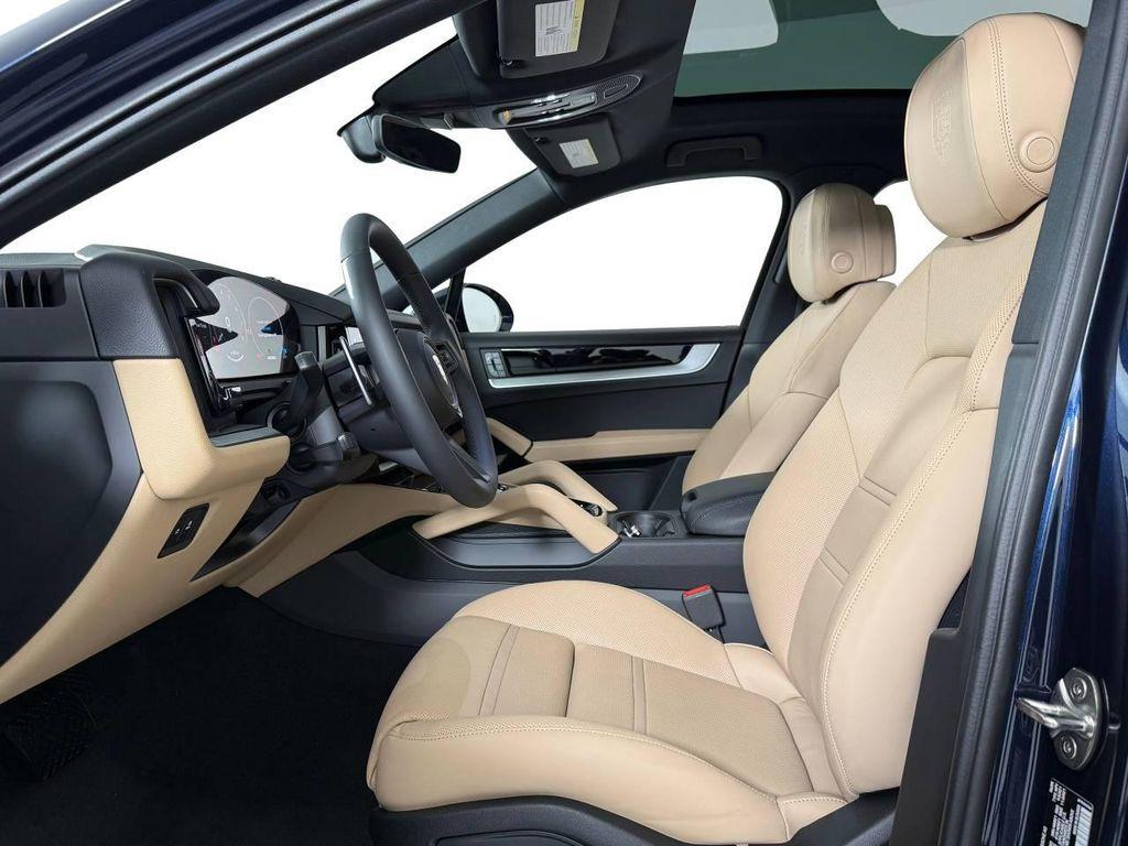 new 2025 Porsche Cayenne car, priced at $104,195