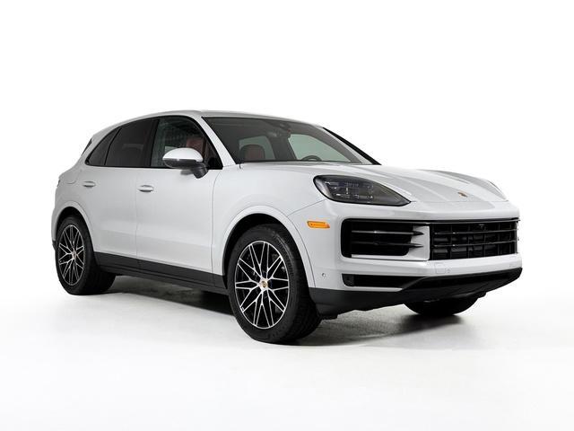 new 2025 Porsche Cayenne car, priced at $102,035