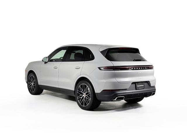 new 2025 Porsche Cayenne car, priced at $102,035
