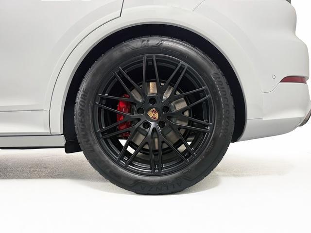 new 2026 Porsche Cayenne car, priced at $139,910