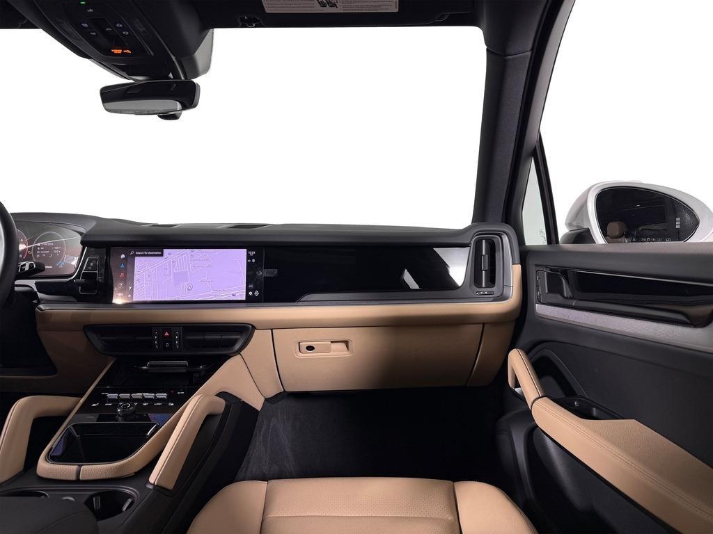 new 2025 Porsche Cayenne car, priced at $98,935