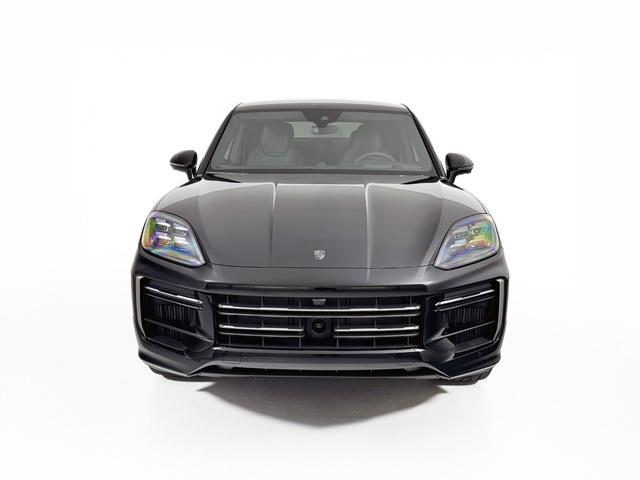 new 2025 Porsche Cayenne car, priced at $172,385