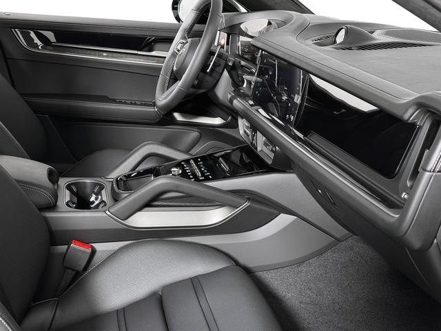 new 2025 Porsche Cayenne car, priced at $172,385