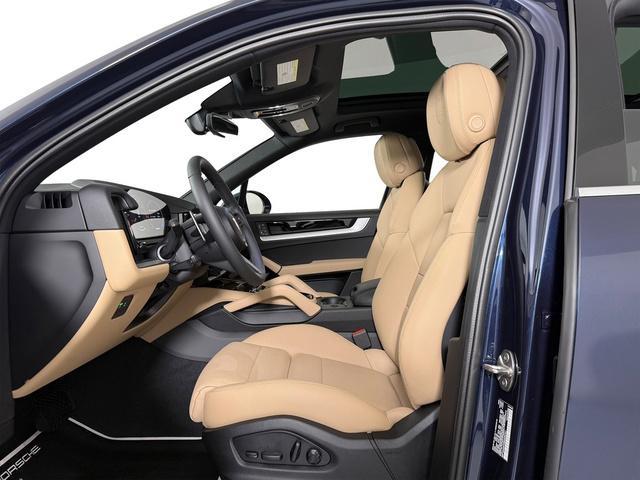 new 2025 Porsche Cayenne car, priced at $101,455