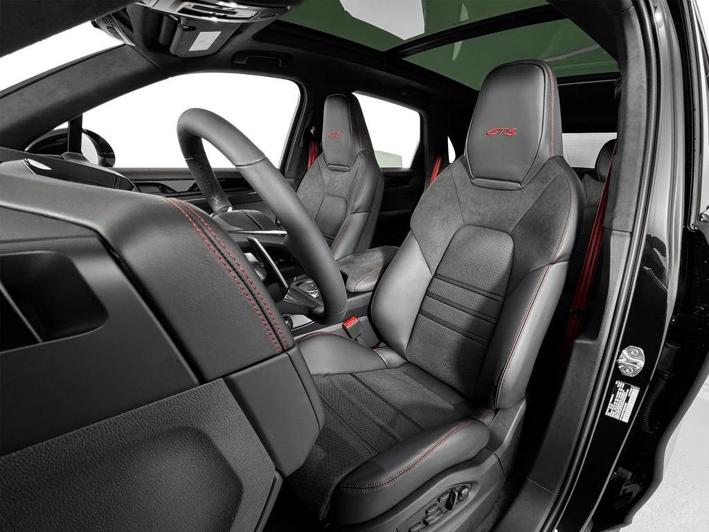 new 2025 Porsche Cayenne car, priced at $142,585