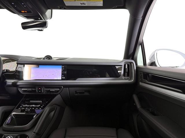 new 2025 Porsche Cayenne car, priced at $101,195