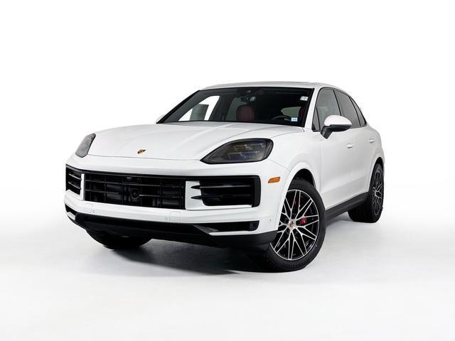 new 2025 Porsche Cayenne car, priced at $118,155