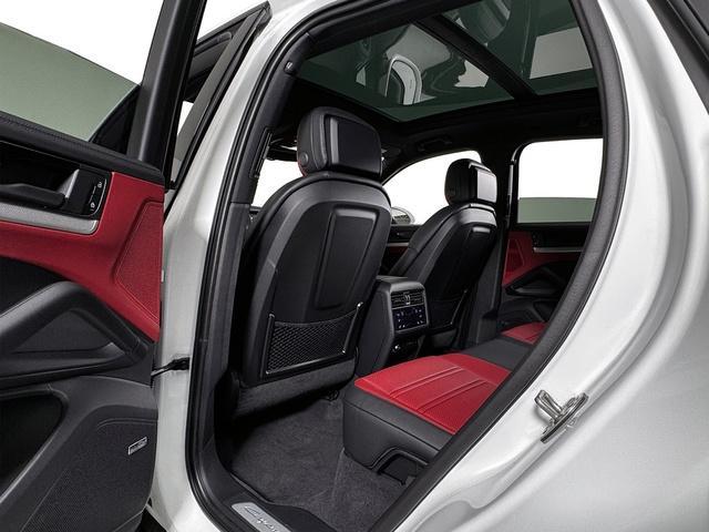 new 2025 Porsche Cayenne car, priced at $118,155