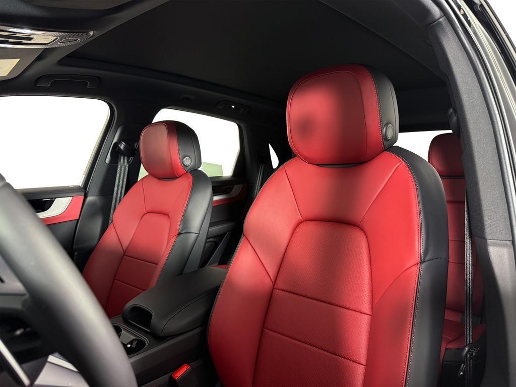 new 2025 Porsche Cayenne car, priced at $111,655