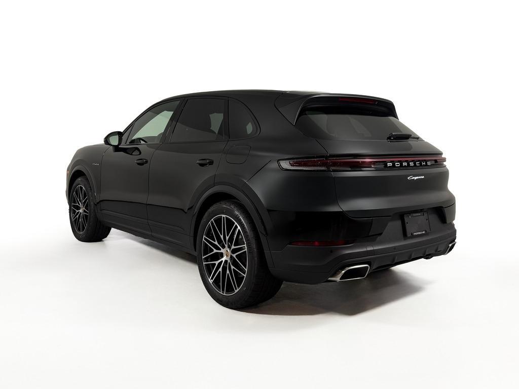 new 2025 Porsche Cayenne car, priced at $111,655