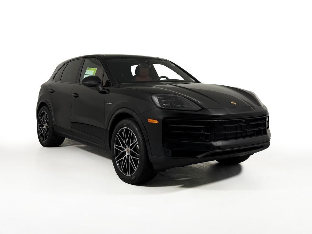 new 2025 Porsche Cayenne car, priced at $111,655