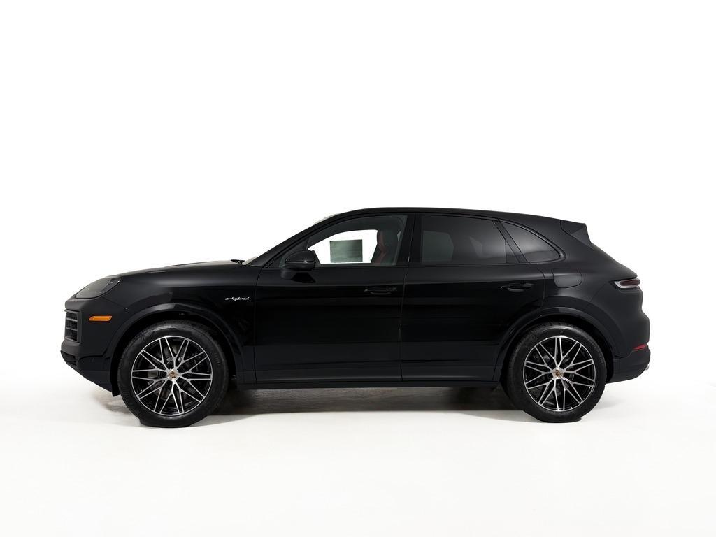 new 2025 Porsche Cayenne car, priced at $111,655