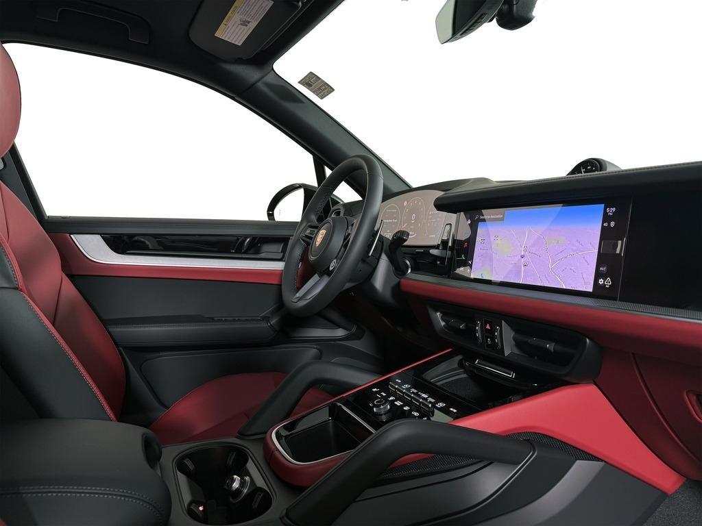 new 2025 Porsche Cayenne car, priced at $111,655