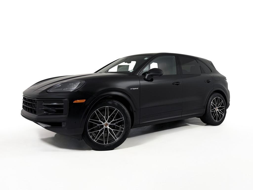 new 2025 Porsche Cayenne car, priced at $111,655