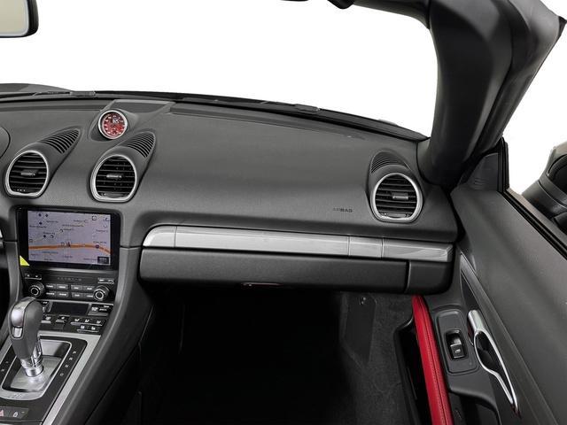 new 2025 Porsche 718 Boxster car, priced at $106,545