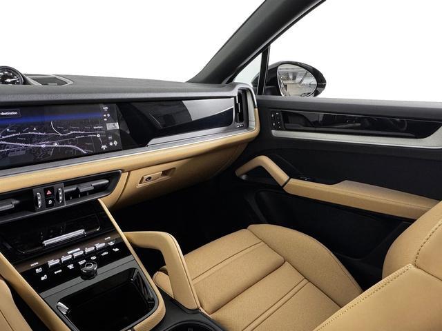 new 2025 Porsche Cayenne car, priced at $99,735