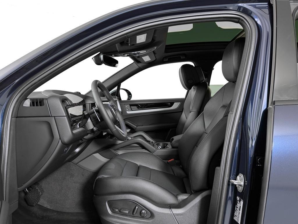 new 2025 Porsche Cayenne car, priced at $118,905