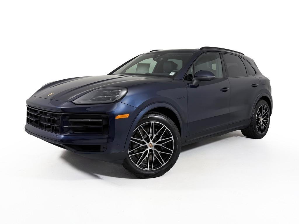 new 2025 Porsche Cayenne car, priced at $118,905