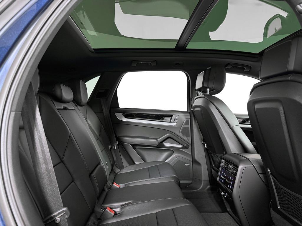 new 2025 Porsche Cayenne car, priced at $118,905