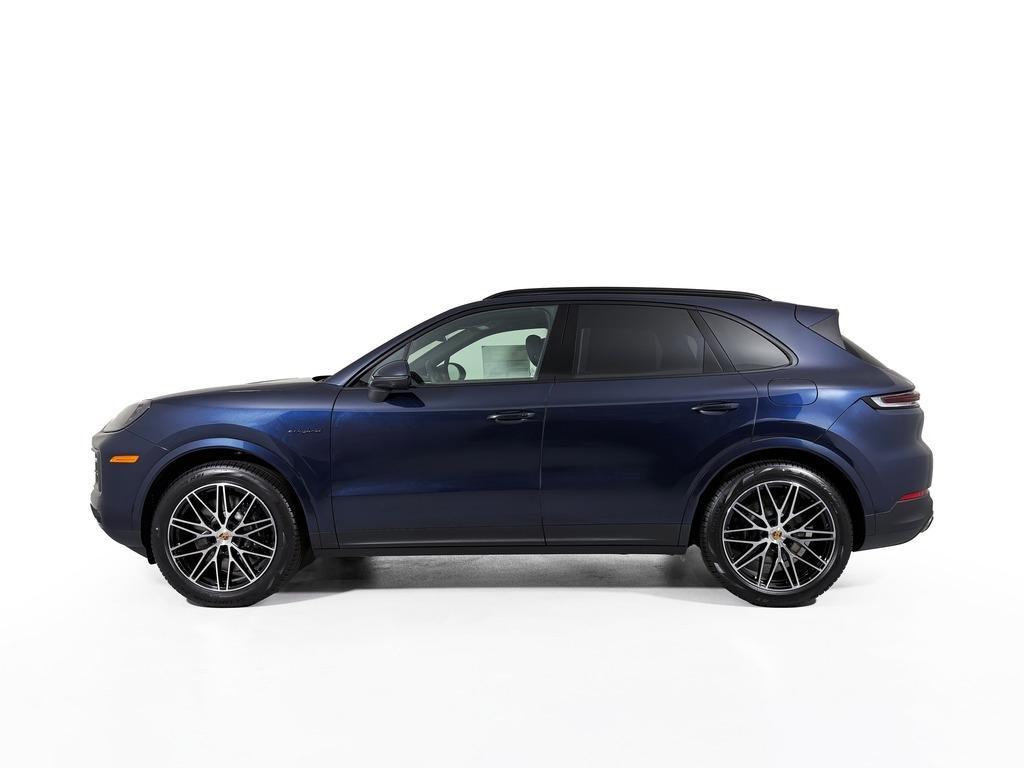 new 2025 Porsche Cayenne car, priced at $118,905
