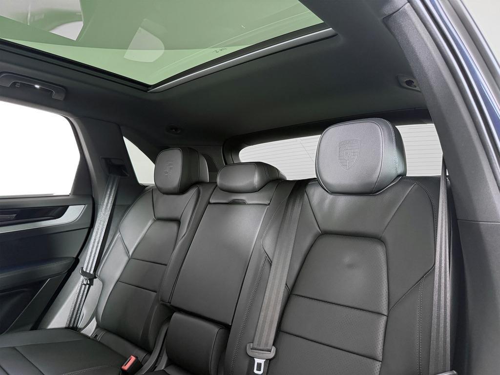 new 2025 Porsche Cayenne car, priced at $118,905