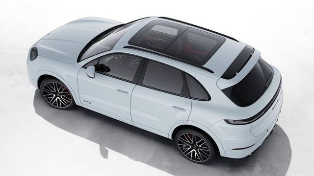 new 2025 Porsche Cayenne car, priced at $139,475