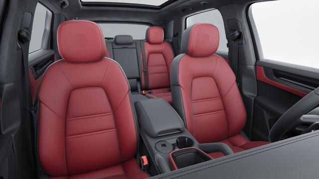 new 2025 Porsche Cayenne car, priced at $139,475