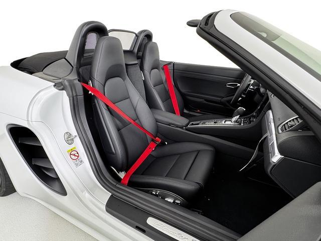 new 2025 Porsche 718 Boxster car, priced at $104,435