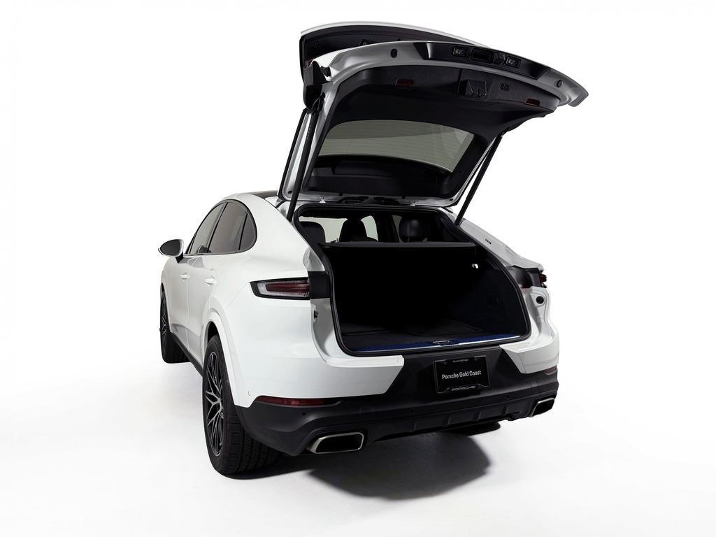 new 2025 Porsche Cayenne car, priced at $96,005
