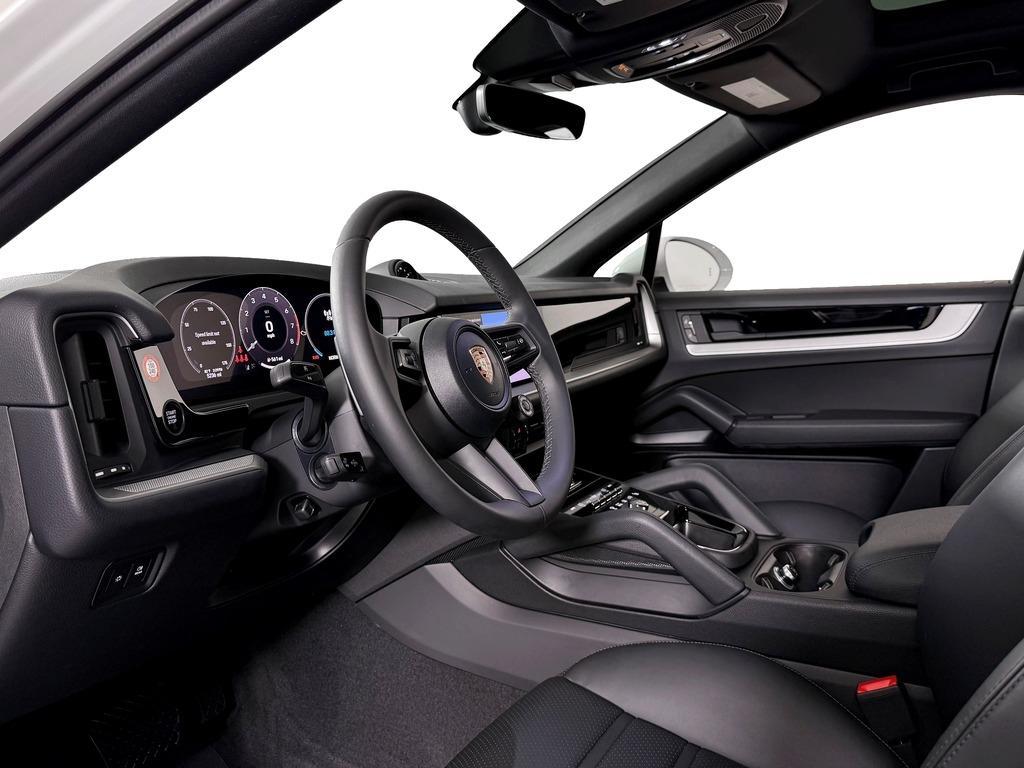 new 2025 Porsche Cayenne car, priced at $96,005