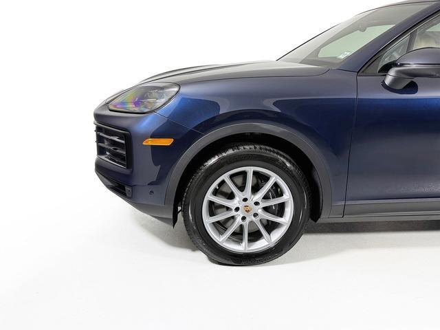 new 2025 Porsche Cayenne car, priced at $98,095