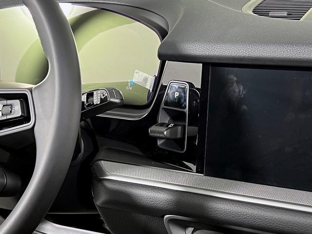 new 2025 Porsche Cayenne car, priced at $87,310