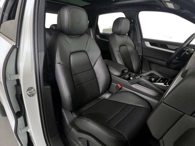 new 2025 Porsche Cayenne car, priced at $87,310