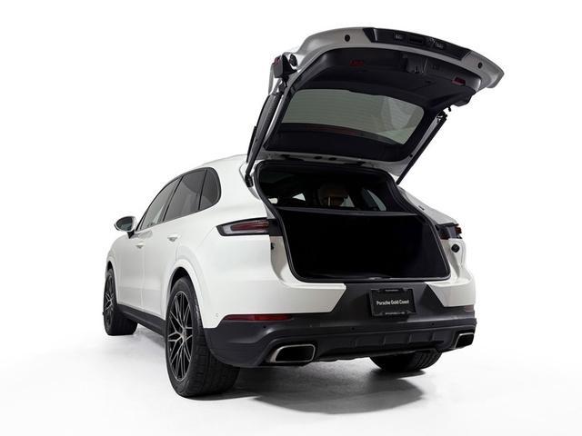 new 2025 Porsche Cayenne car, priced at $87,310