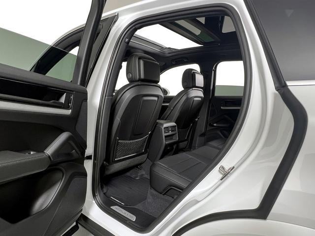 new 2025 Porsche Cayenne car, priced at $87,310