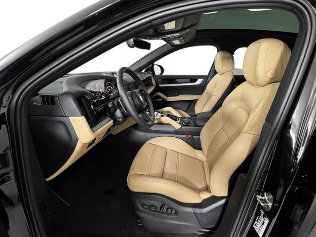 new 2025 Porsche Cayenne car, priced at $102,605