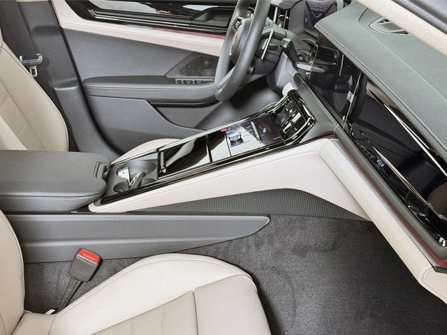 new 2025 Porsche Panamera car, priced at $123,105