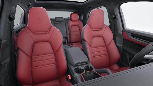 new 2025 Porsche Cayenne car, priced at $141,675