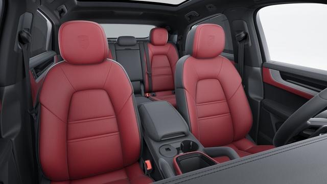 new 2025 Porsche Cayenne car, priced at $106,775