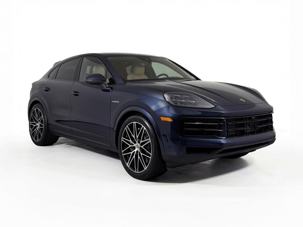 new 2025 Porsche Cayenne car, priced at $128,905